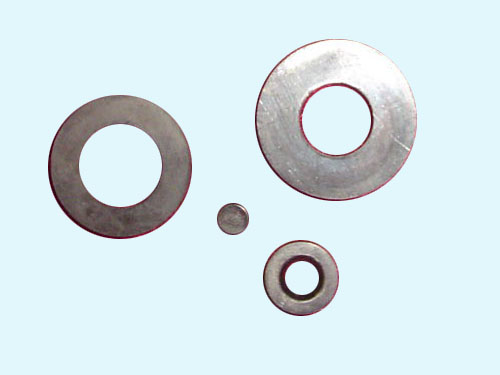 �����ܷ��